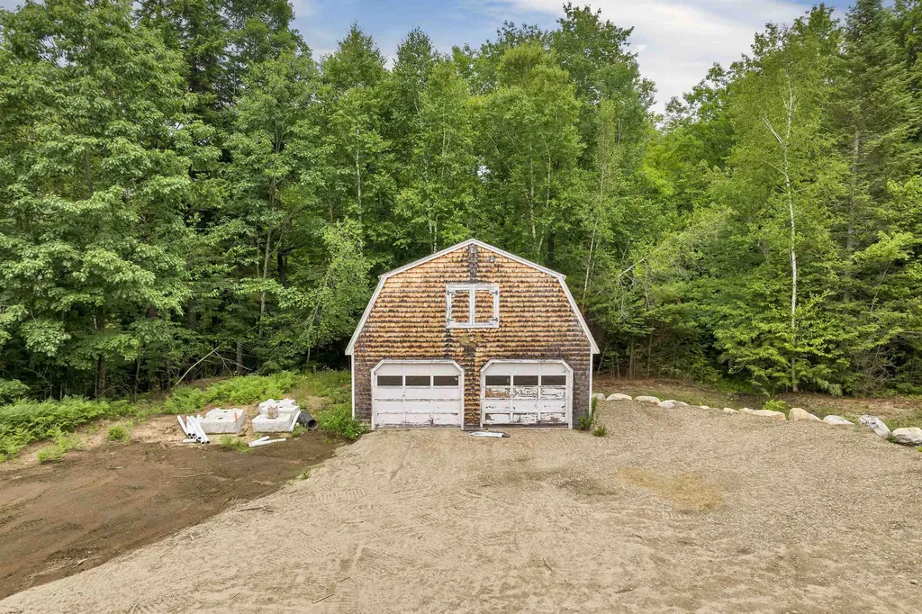 47 Dame Road Tuftonboro NH 03816