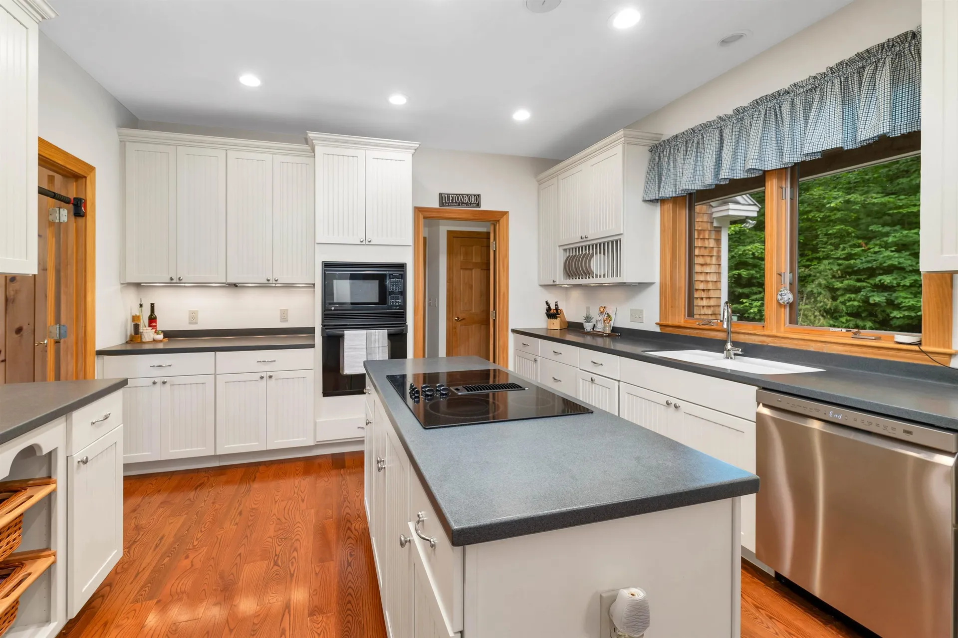 47 Dame Road Tuftonboro NH 03816