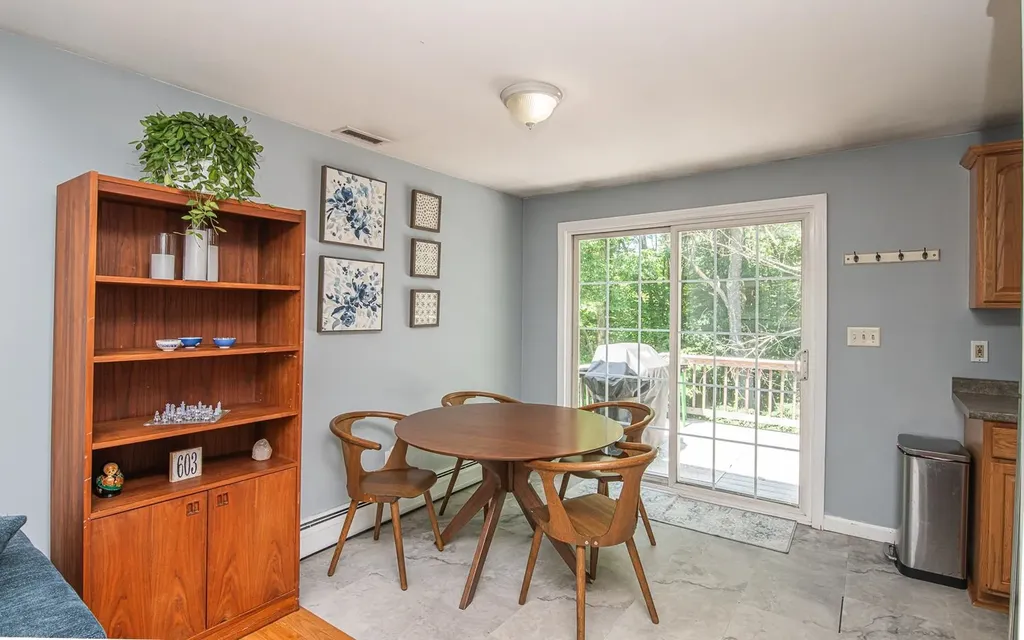 603 Main Street Sandown NH 03873
