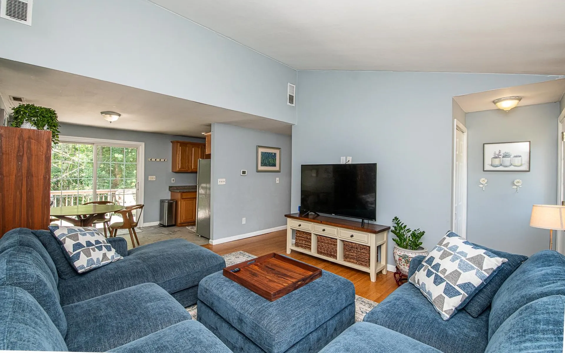 603 Main Street Sandown NH 03873
