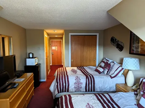 48 Cooper Memorial Drive Lincoln NH 03251