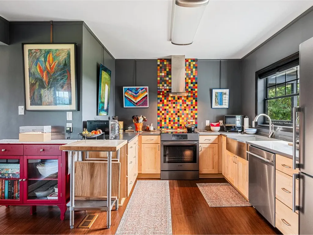 22 Pearl Bay Lane Grand Isle VT 05458