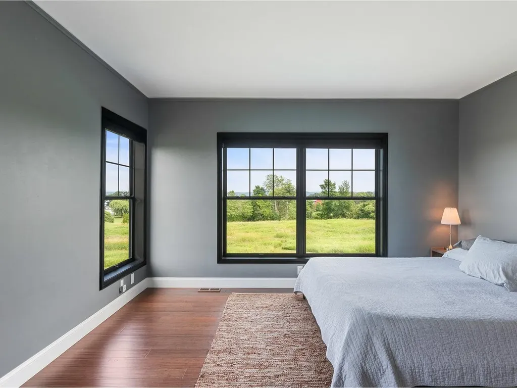 22 Pearl Bay Lane Grand Isle VT 05458