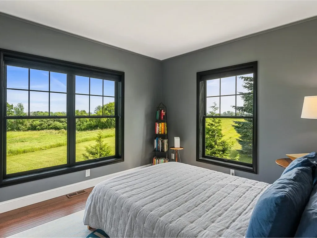 22 Pearl Bay Lane Grand Isle VT 05458