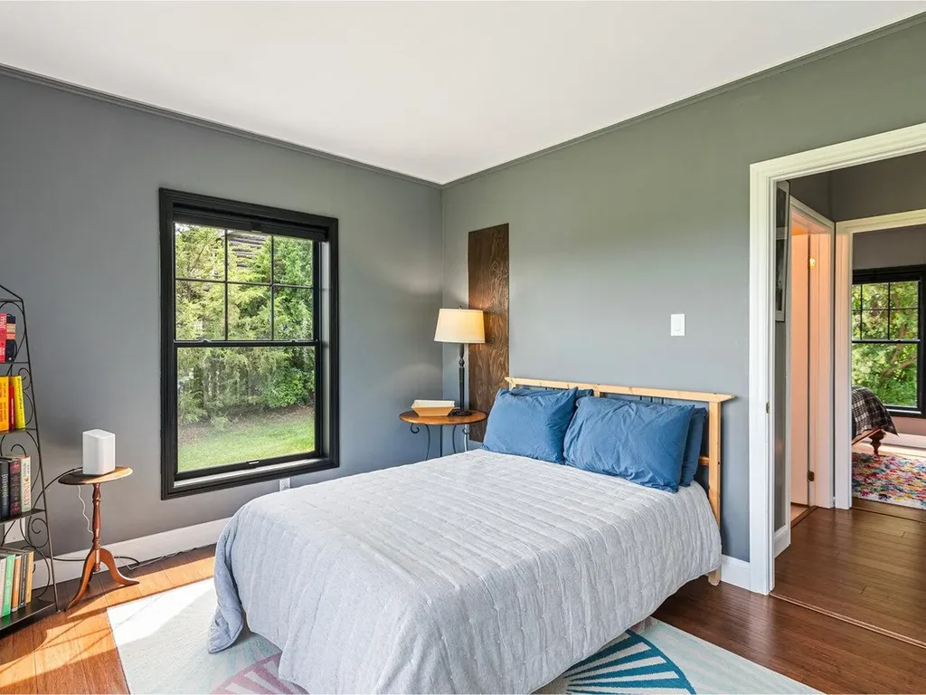 22 Pearl Bay Lane Grand Isle VT 05458