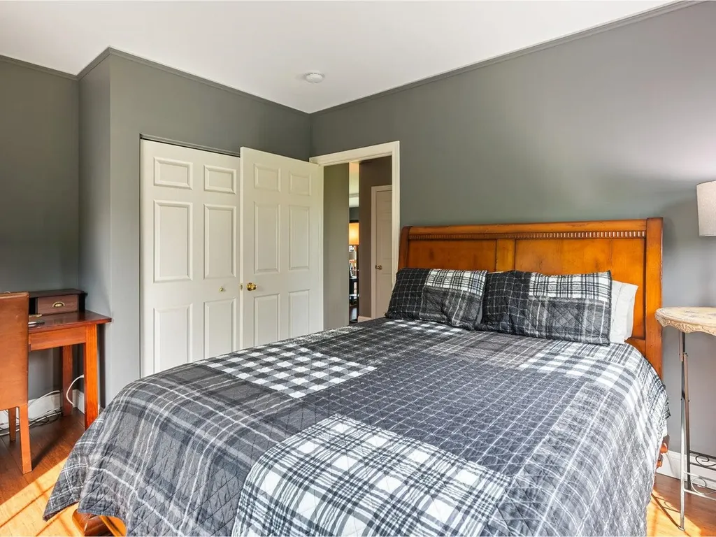22 Pearl Bay Lane Grand Isle VT 05458