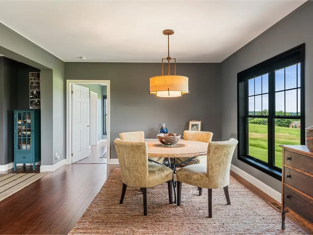 22 Pearl Bay Lane Grand Isle VT 05458
