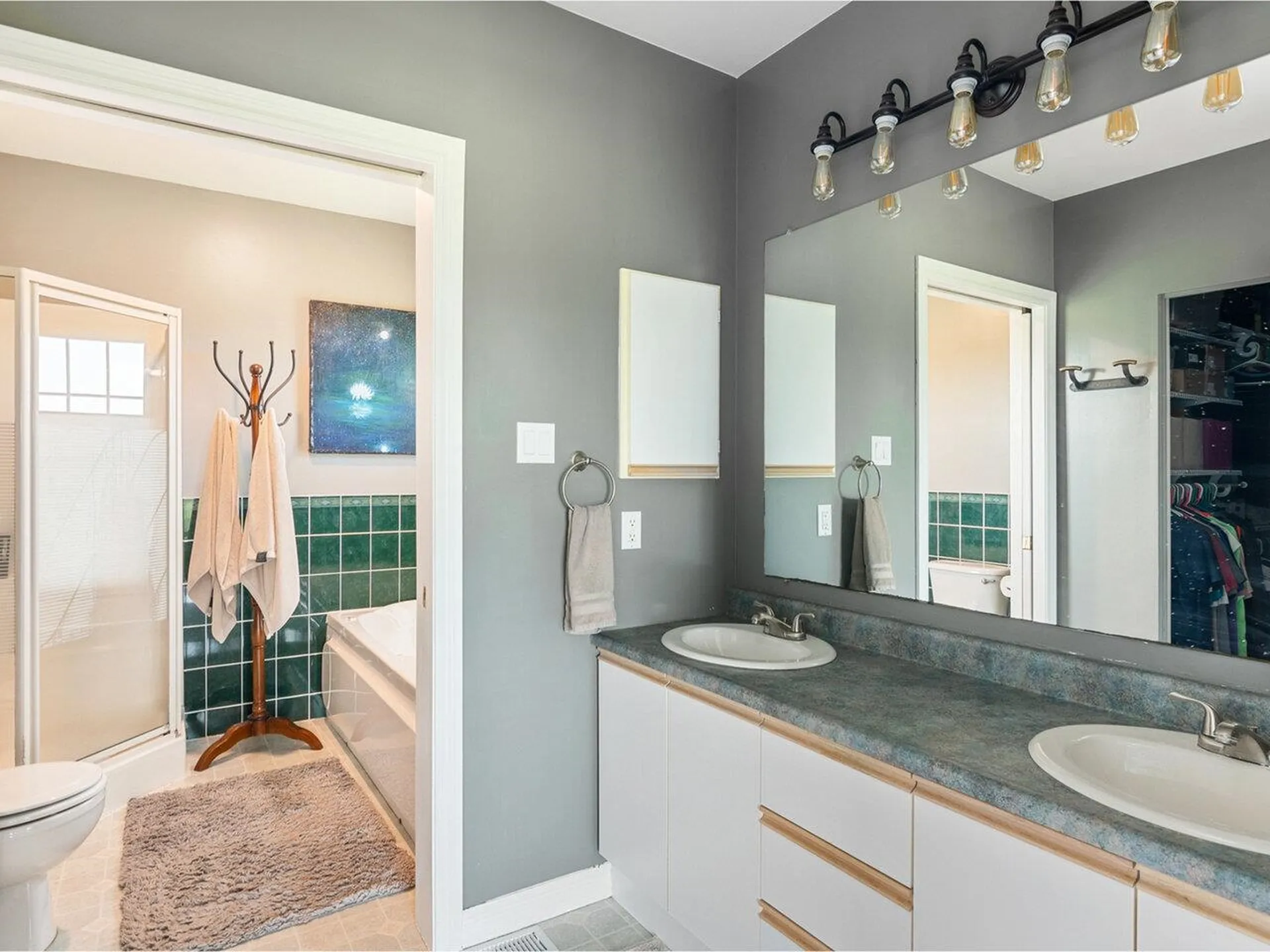 22 Pearl Bay Lane Grand Isle VT 05458