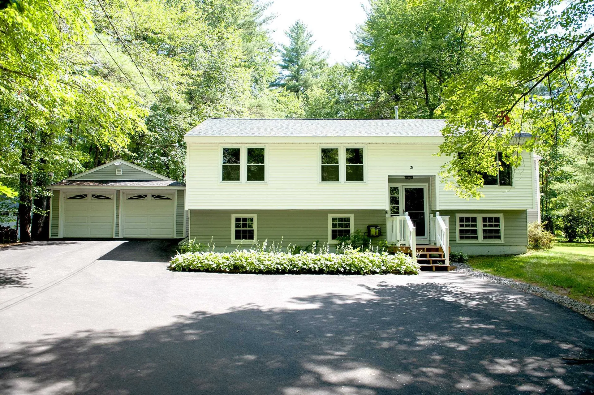 3 Campbell Drive Litchfield NH 03052