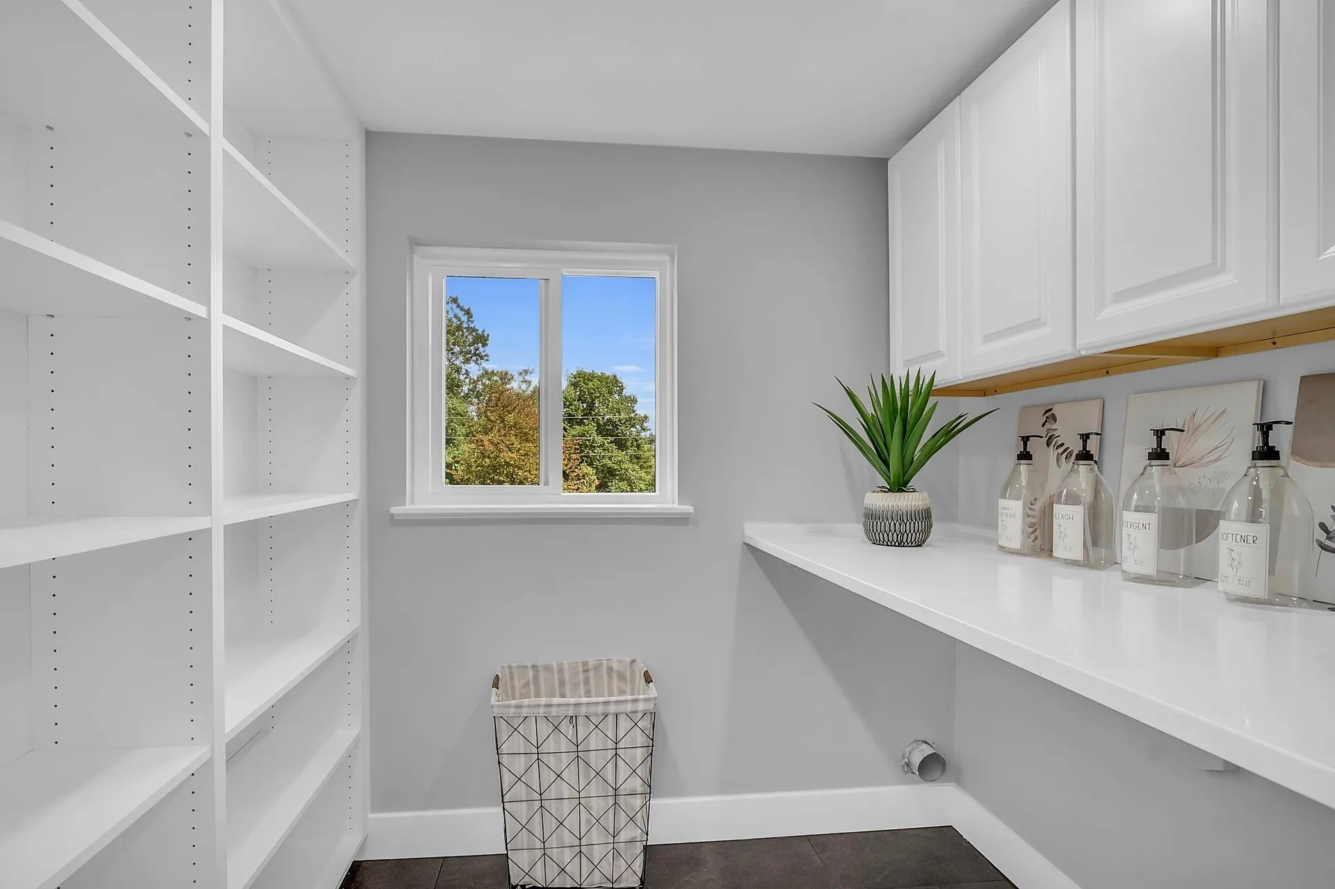 96 Sandown Road Chester NH 03036