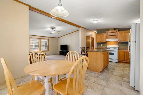 116 Thistle Way Manchester NH 03109