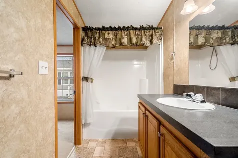 116 Thistle Way Manchester NH 03109