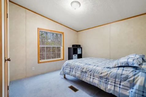116 Thistle Way Manchester NH 03109