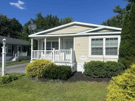 116 Thistle Way Manchester NH 03109