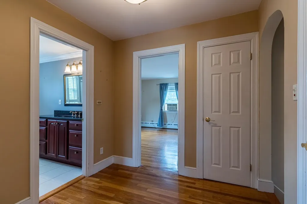 9 Hillcrest Drive Dover NH 03820