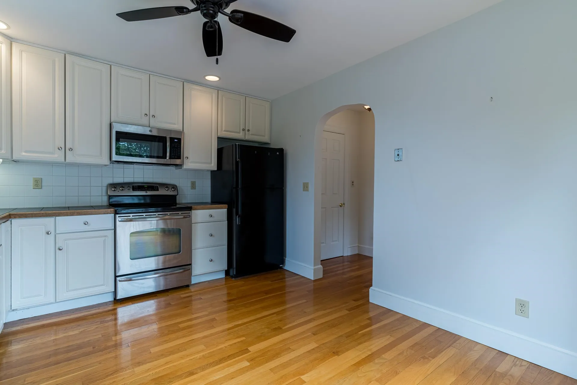 9 Hillcrest Drive Dover NH 03820