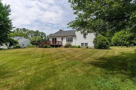 9 Hillcrest Drive Dover NH 03820