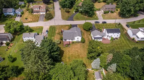 9 Hillcrest Drive Dover NH 03820