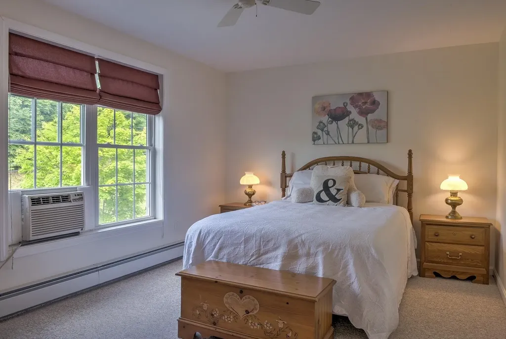 28 Owens Drive Swanzey NH 03446