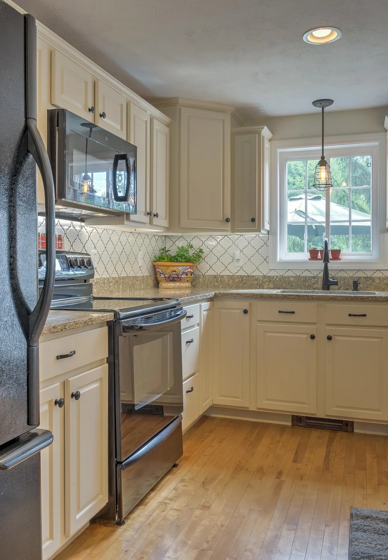 28 Owens Drive Swanzey NH 03446