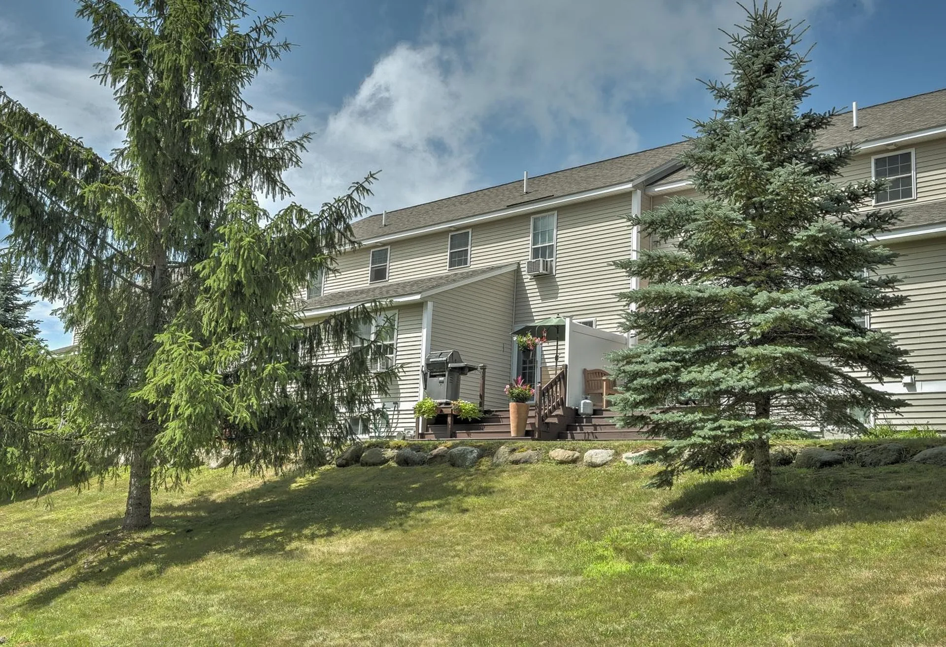 28 Owens Drive Swanzey NH 03446