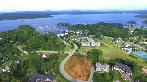 31 Mariner Heights Colchester VT 05446