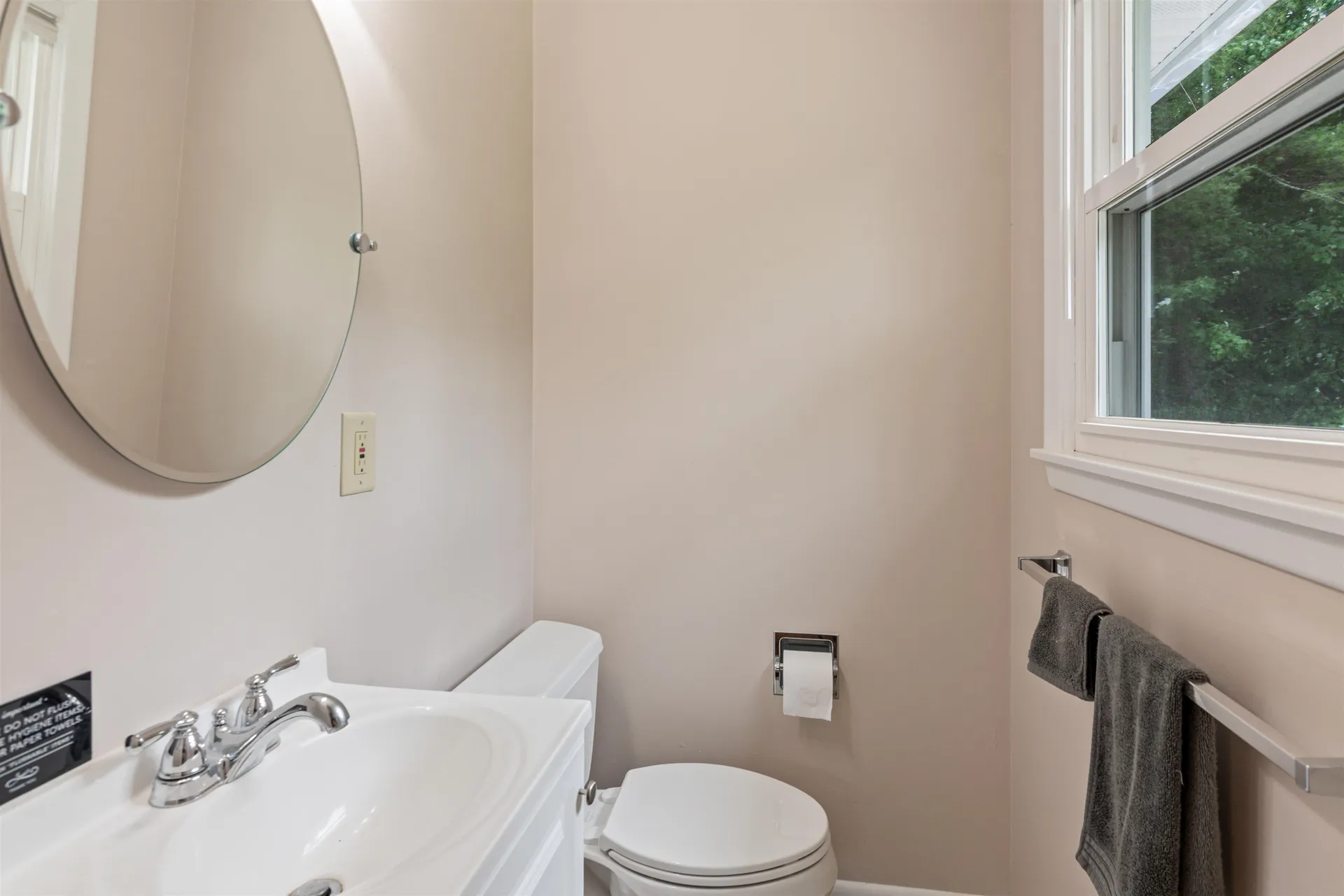 13 Oakwood Lane Essex VT 05452