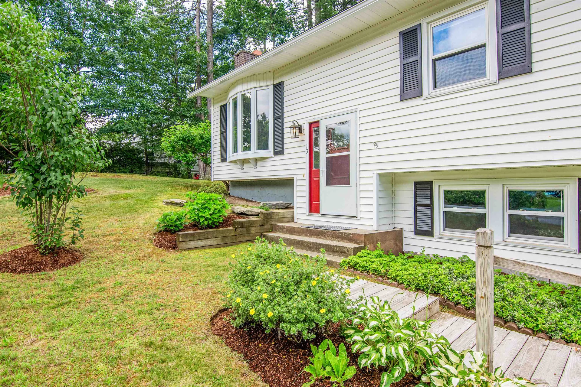 13 Oakwood Lane Essex VT 05452