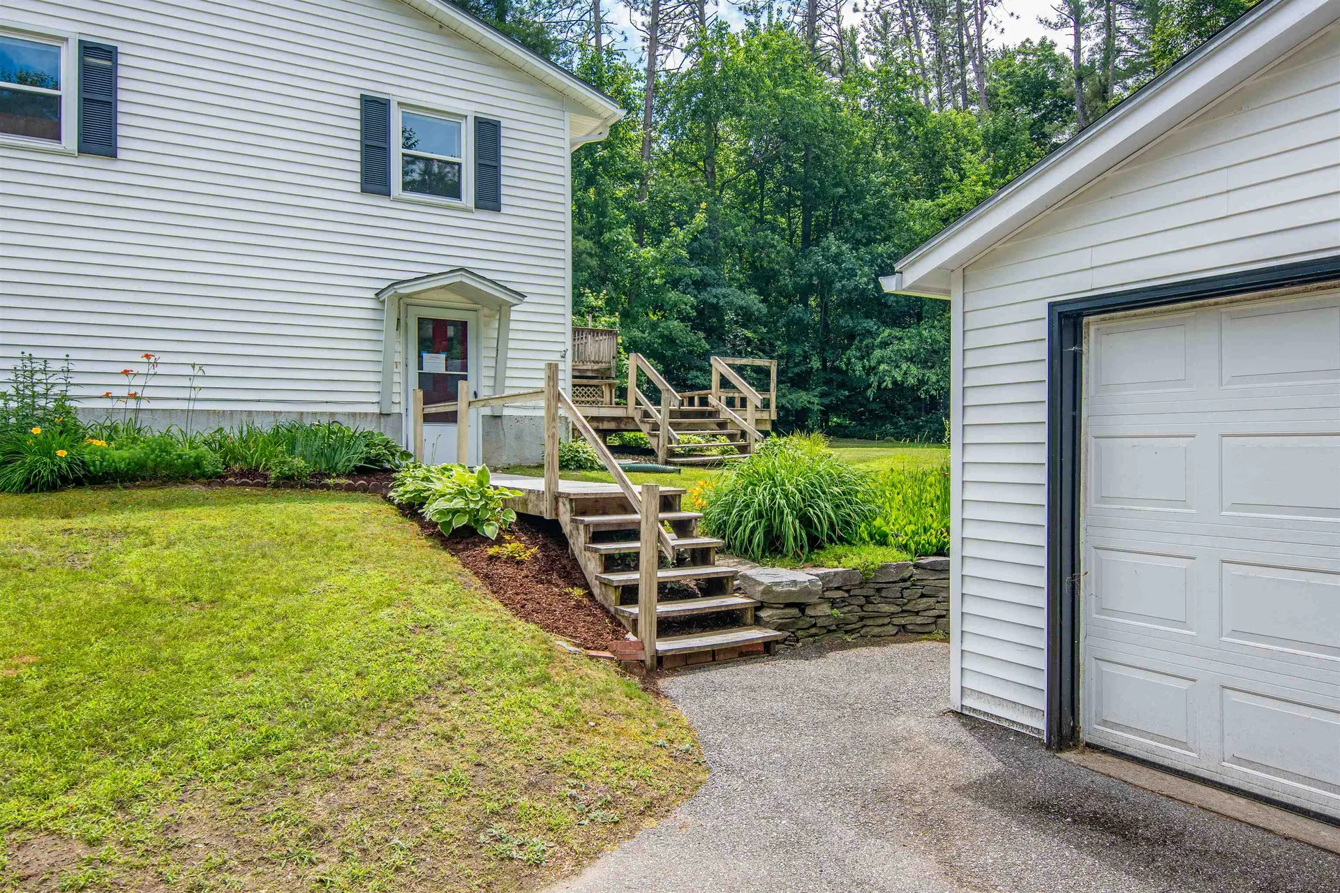 13 Oakwood Lane Essex VT 05452