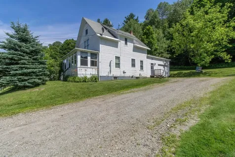 22 Cottage Street Orleans VT 05860
