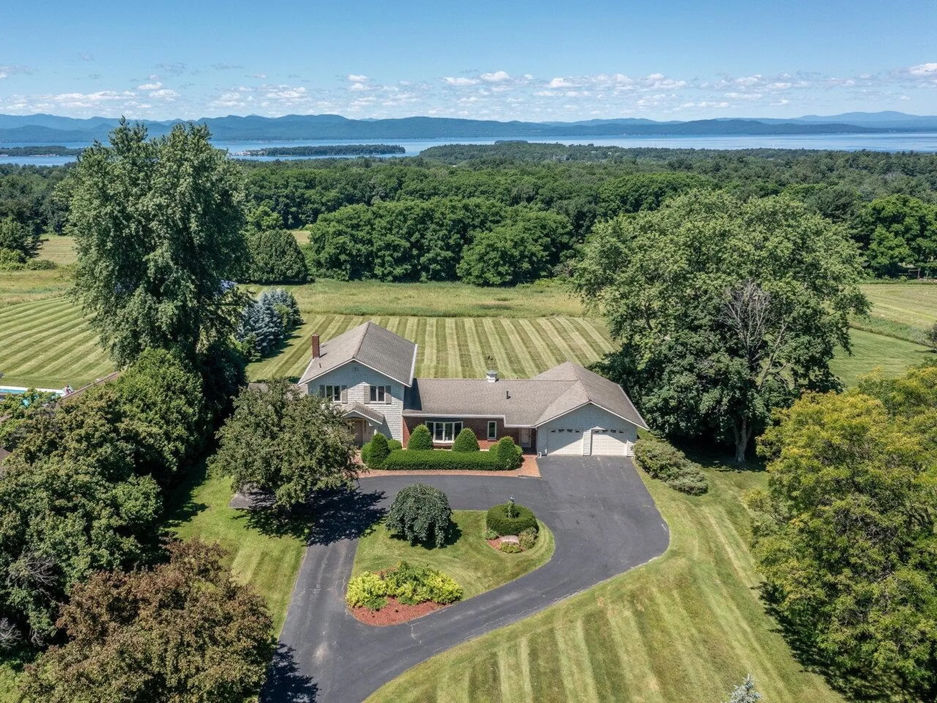 1269 Spear Street South Burlington VT 05403