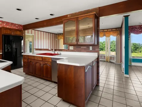 1269 Spear Street South Burlington VT 05403