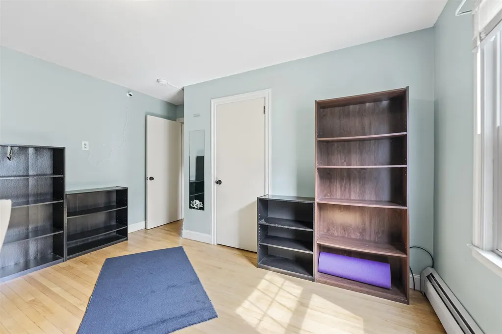 519 1/2 South Street Bennington VT 05201