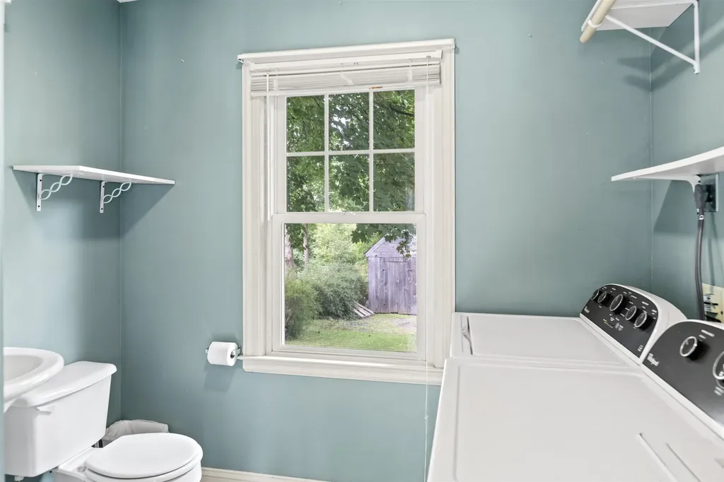 519 1/2 South Street Bennington VT 05201