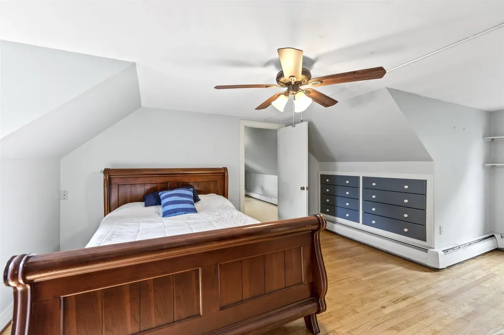 519 1/2 South Street Bennington VT 05201