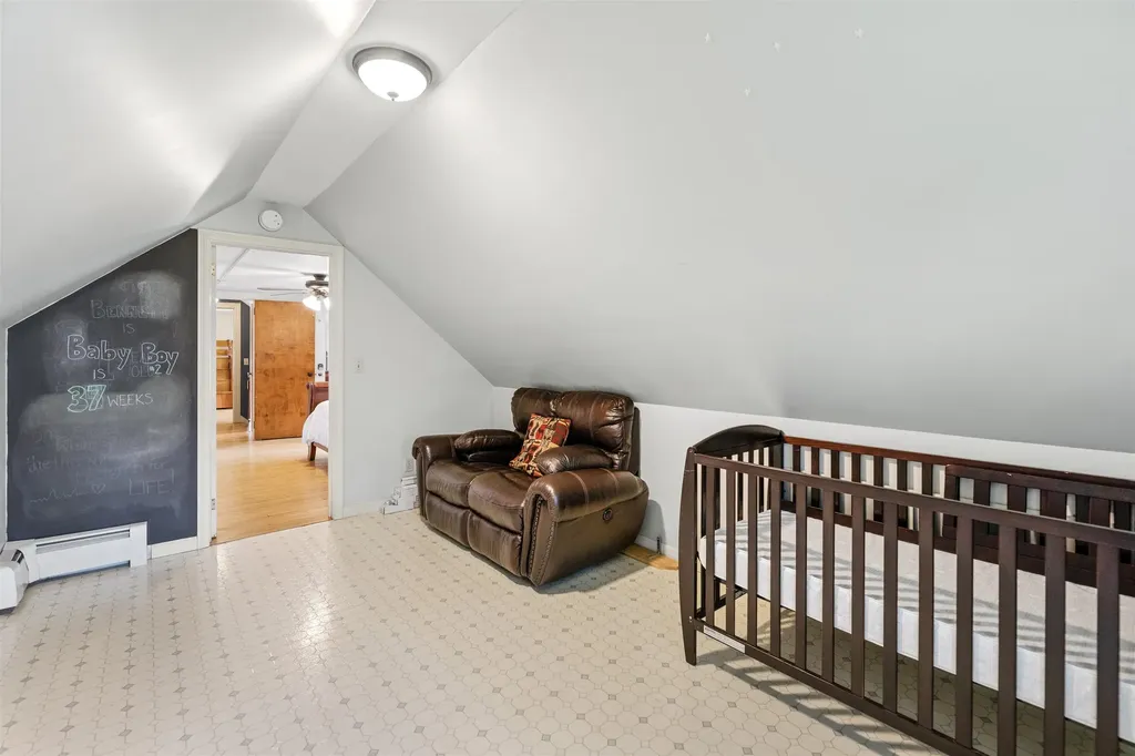 519 1/2 South Street Bennington VT 05201