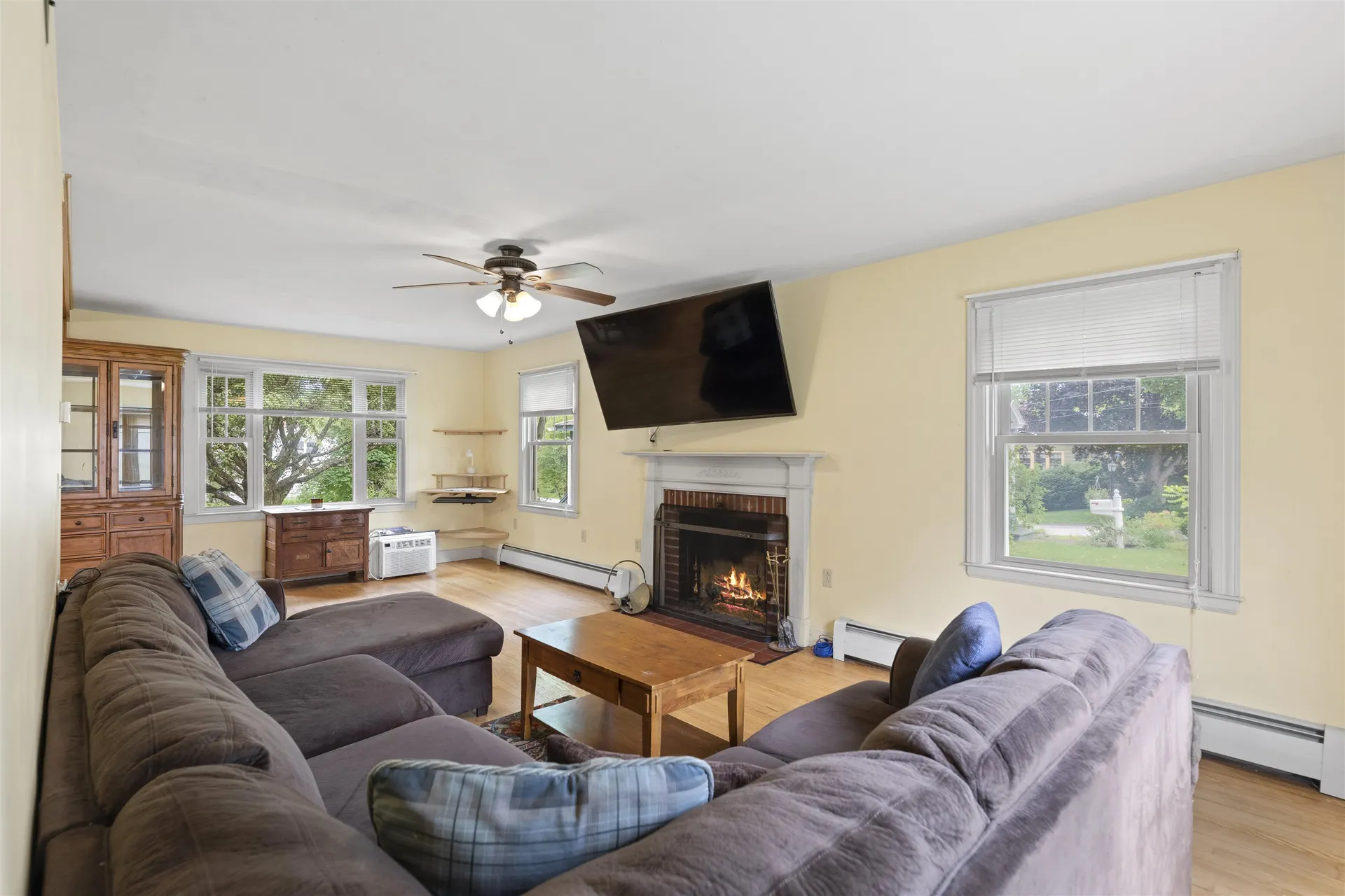 519 1/2 South Street Bennington VT 05201