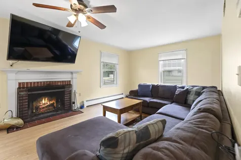 519 1/2 South Street Bennington VT 05201