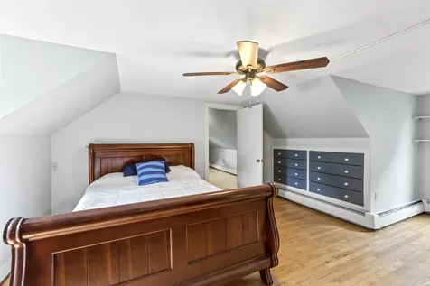 519 1/2 South Street Bennington VT 05201