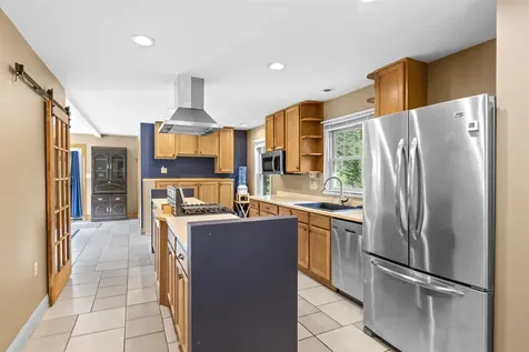 519 1/2 South Street Bennington VT 05201