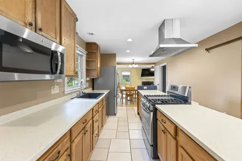 519 1/2 South Street Bennington VT 05201