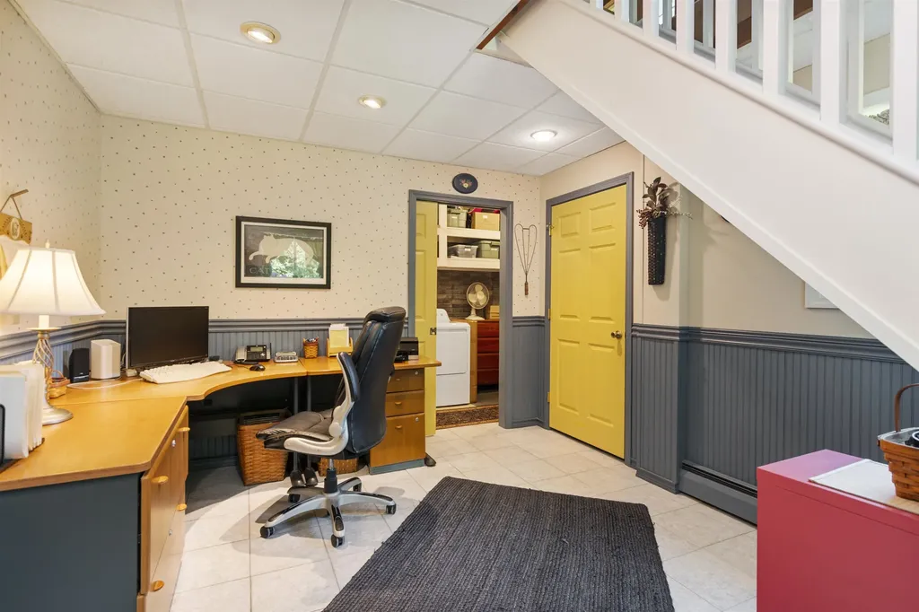 11 Lamore Road Essex VT 05452