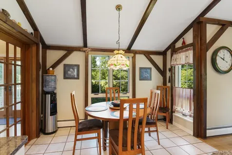 11 Lamore Road Essex VT 05452