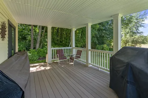 11 Lamore Road Essex VT 05452