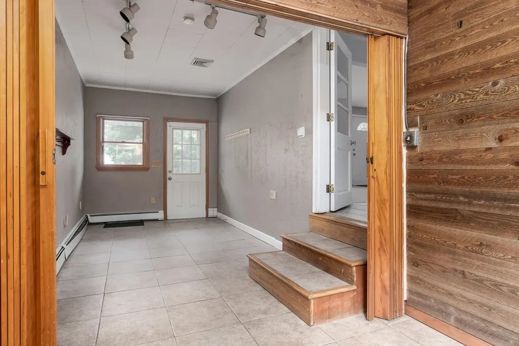 184 Huse Road Manchester NH 03103