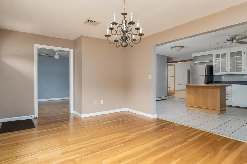 184 Huse Road Manchester NH 03103