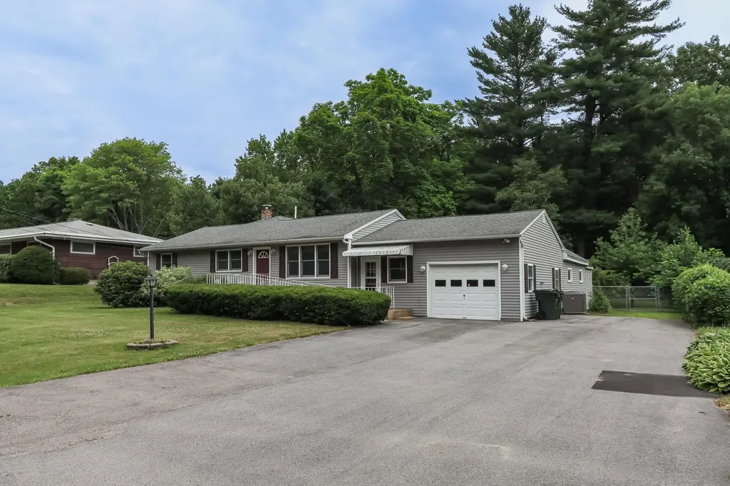 184 Huse Road Manchester NH 03103