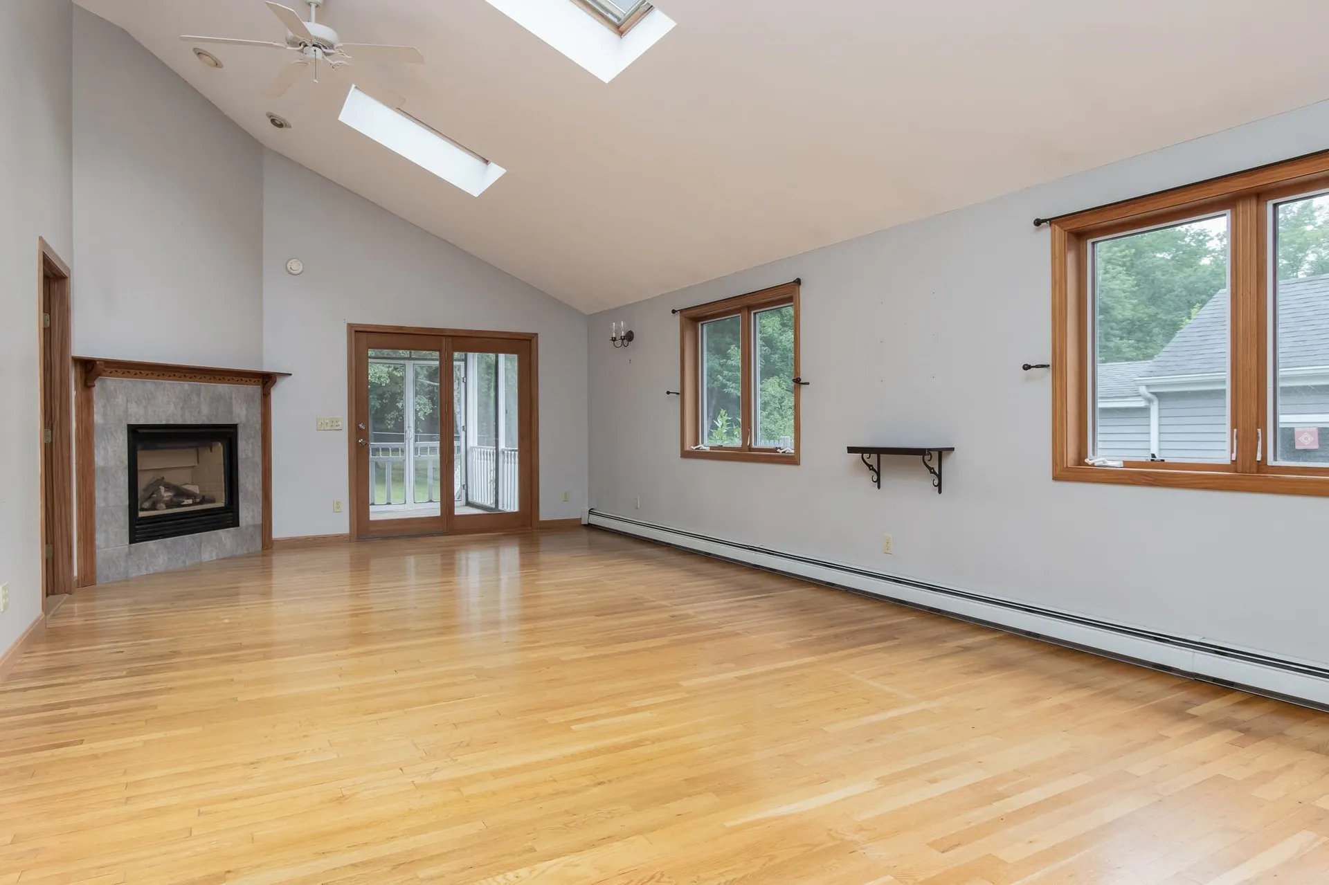 184 Huse Road Manchester NH 03103