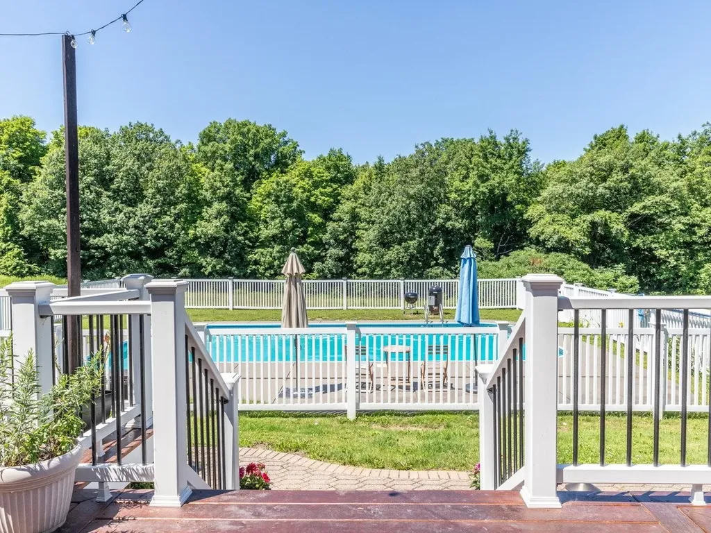 622 Ridgefield Road Shelburne VT 05482-6313