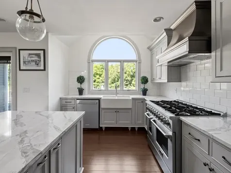 622 Ridgefield Road Shelburne VT 05482-6313